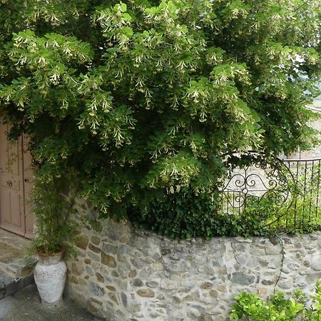Montfort  Les Vieux Murs מראה חיצוני תמונה
