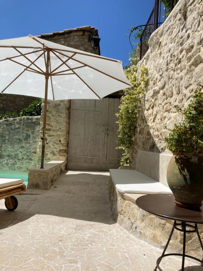 Montfort  Les Vieux Murs מראה חיצוני תמונה