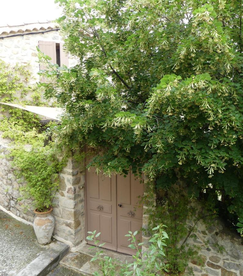 Montfort  Les Vieux Murs מראה חיצוני תמונה